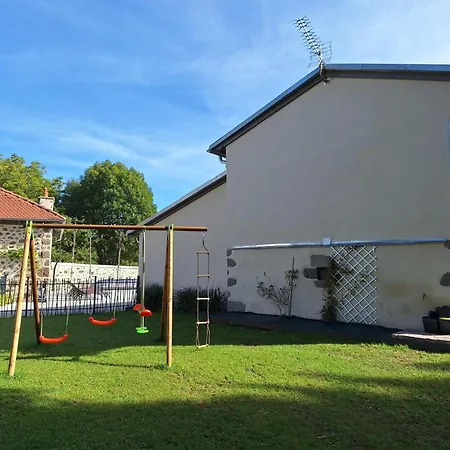 Maison De Caractere Avec Piscine Au Calme, Proche D'aurillac, Ideale Pour Vacances Et Activites En Plein Air - Fr-1-742-299 Tatil Evi Jussac