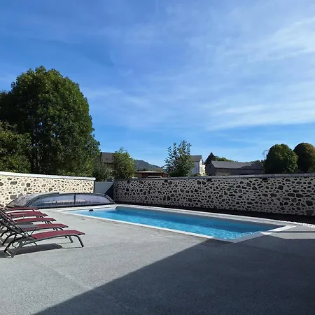 Maison De Caractere Avec Piscine Au Calme, Proche D'aurillac, Ideale Pour Vacances Et Activites En Plein Air - Fr-1-742-299 Tatil Evi Jussac